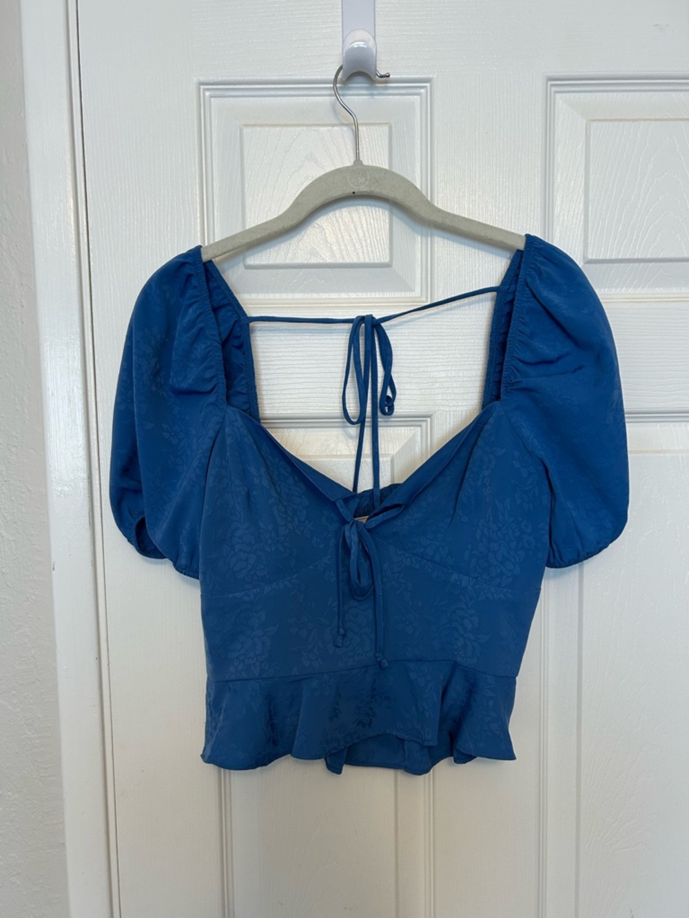 BCBGeneration Cobalt Puff-Sleeve Tie-Back Crop Top
